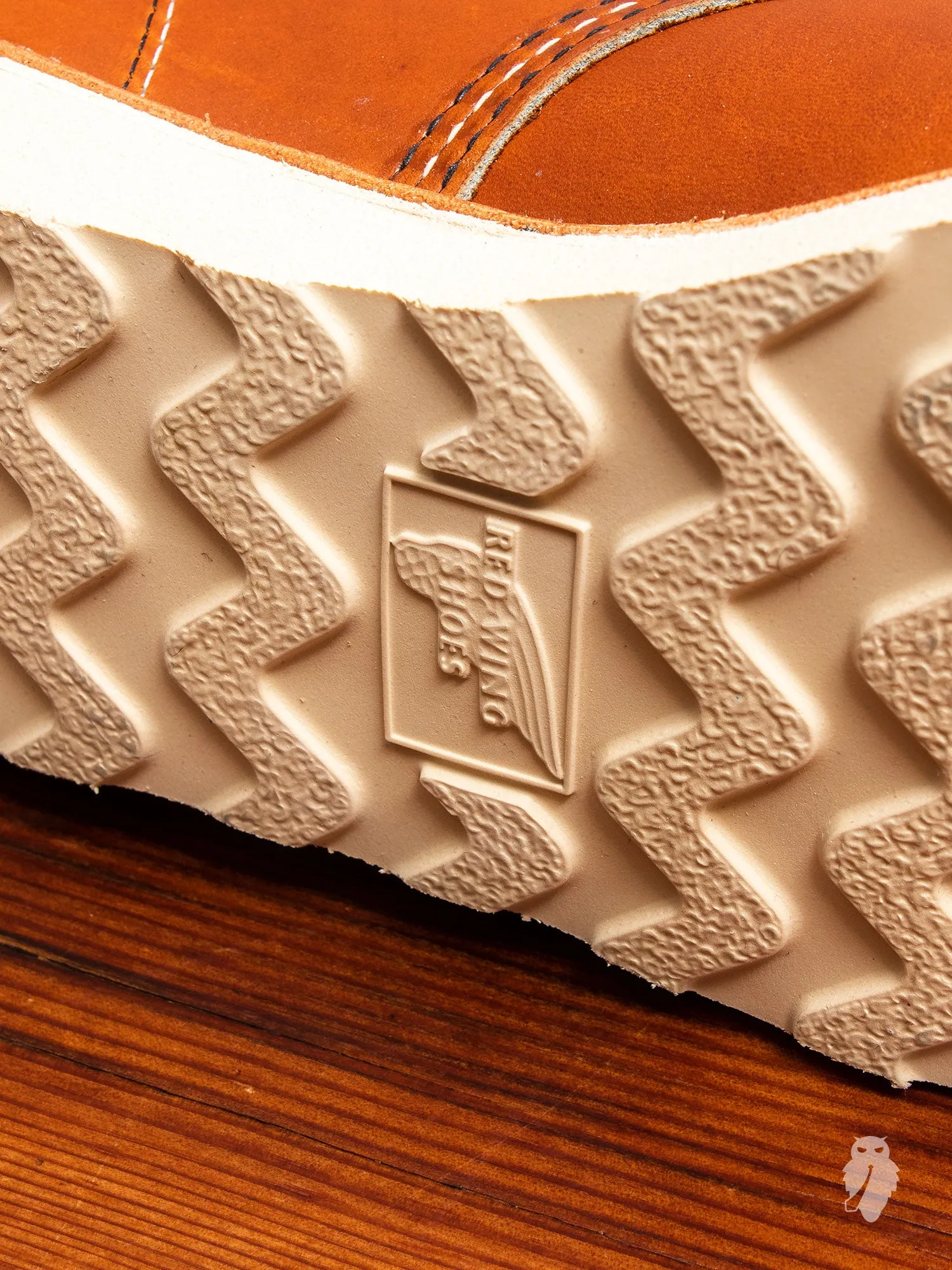 875 Classic Moc Boot in Oro Legacy