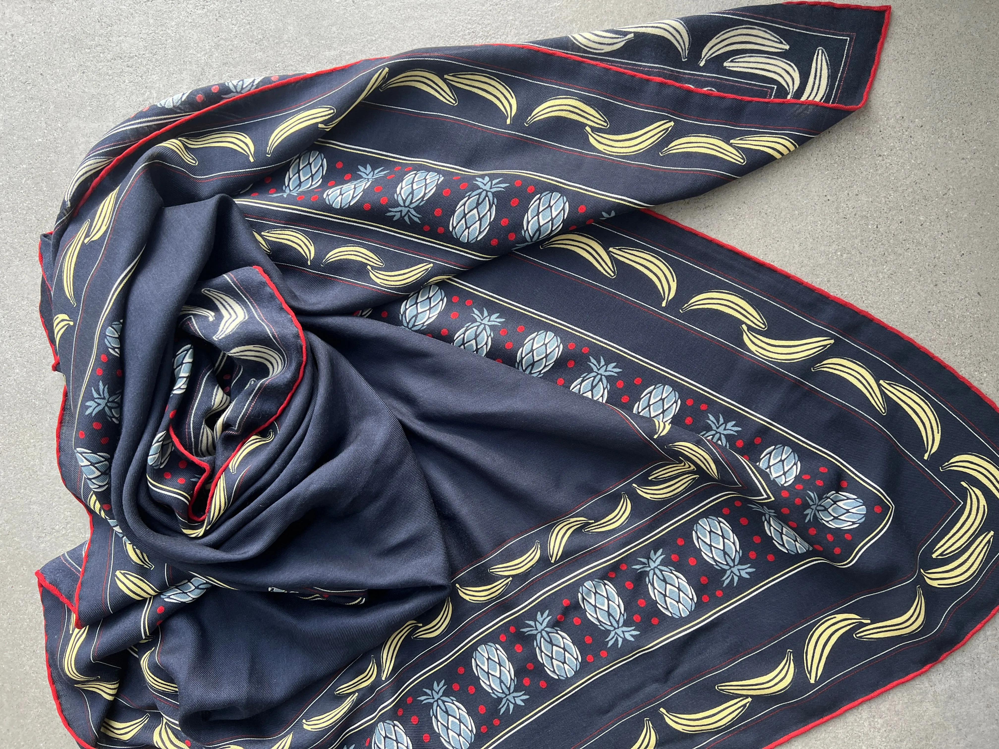 Bananas Scarf, Blue/Yellow