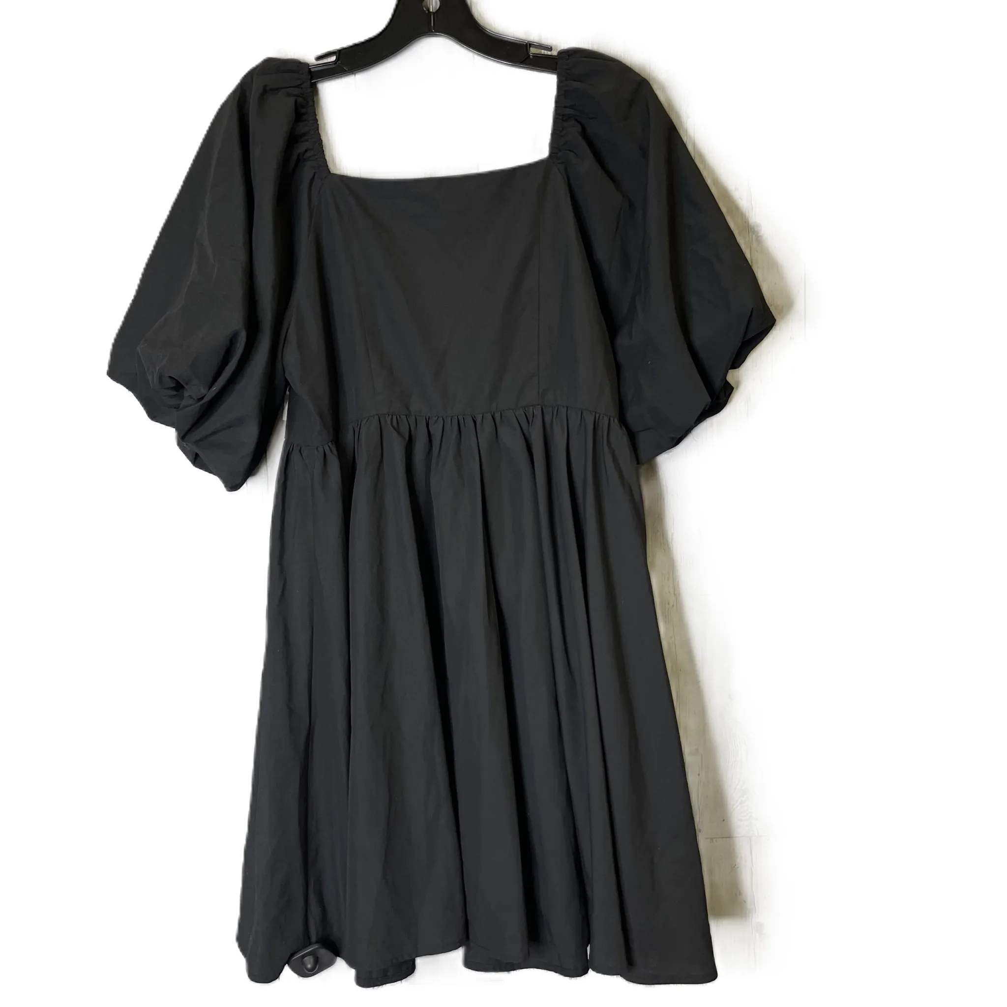 Dress Casual Short By Clothes Mentor In Black, Size: L
