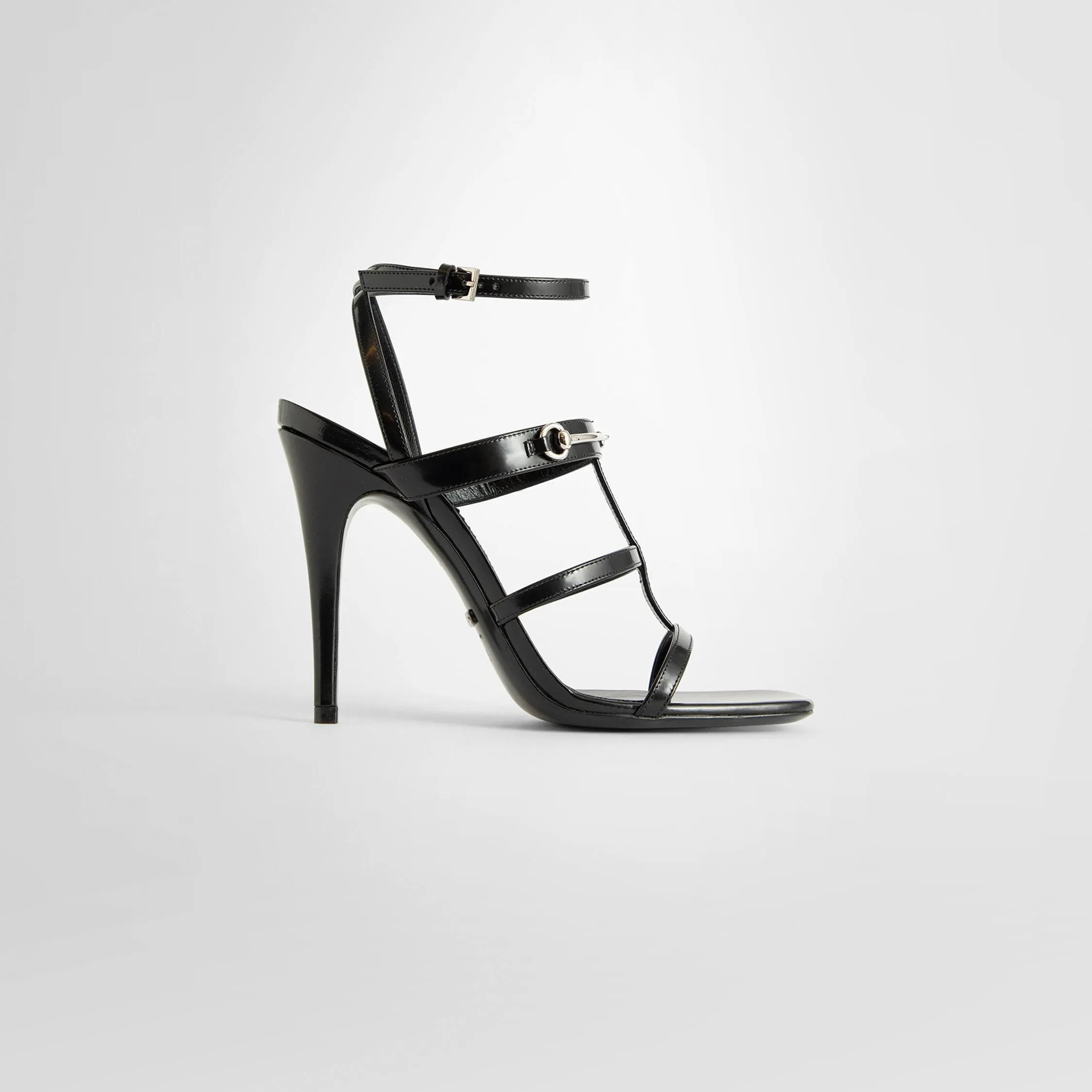 GUCCI WOMAN BLACK SANDALS & SLIDES