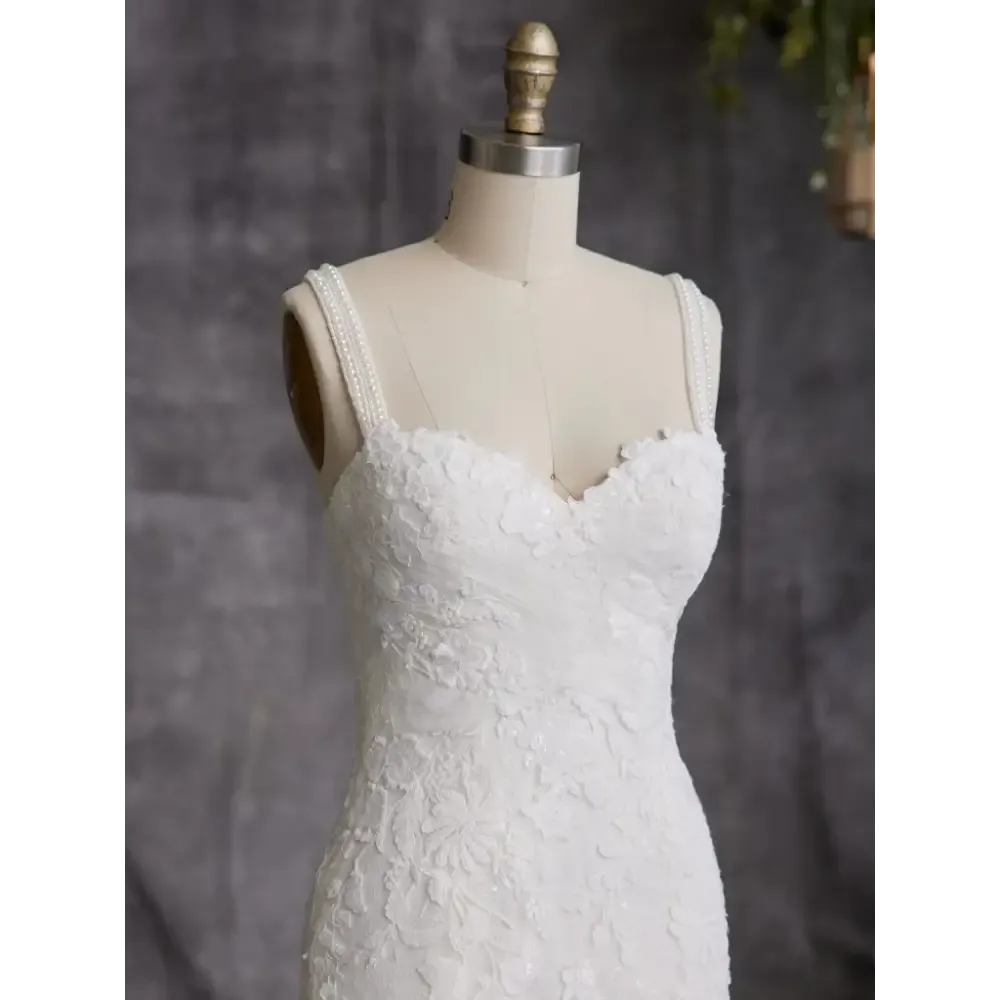 Maggie Sottero Elita Detachable Sleeve