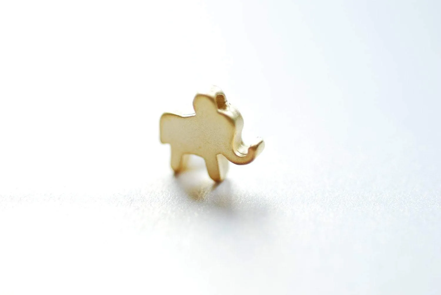 Vermeil Matte Gold Elephant Charm- 18k gold plated over sterling silver, Vermeil Gold Elephant Bead, Gold Elephant Charm Pendant, beads, 100